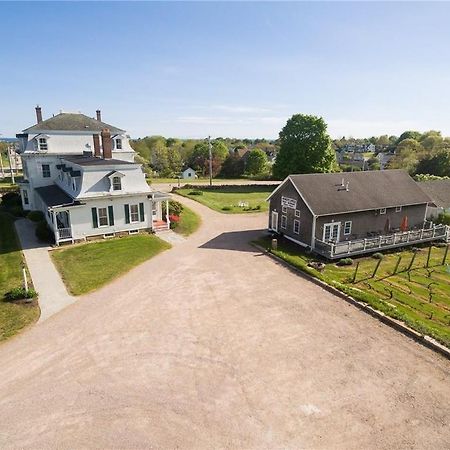 The Langworthy Inn & Winery Уэстерли Экстерьер фото
