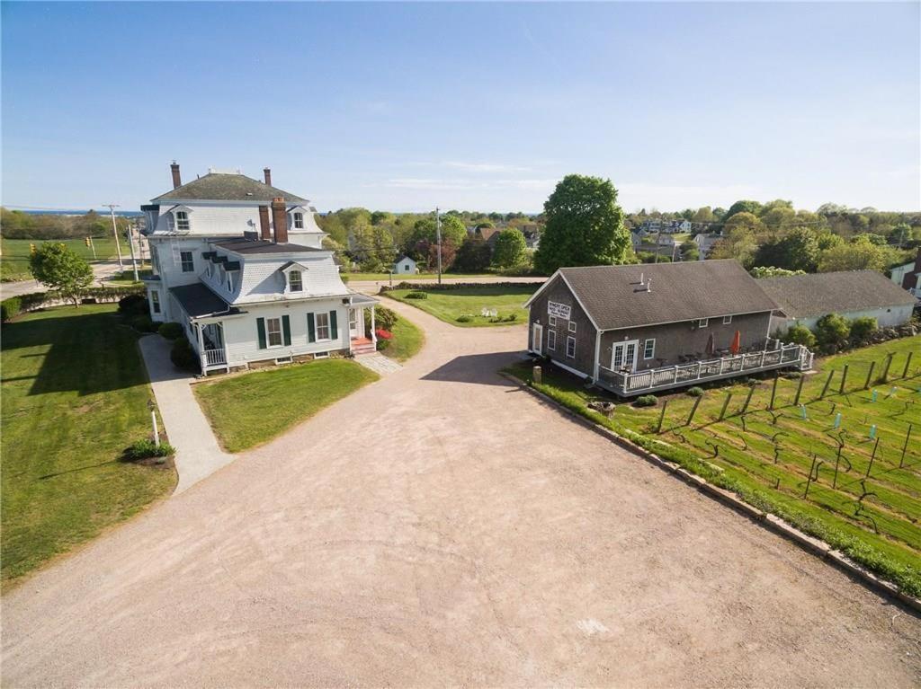 The Langworthy Inn & Winery Уэстерли Экстерьер фото